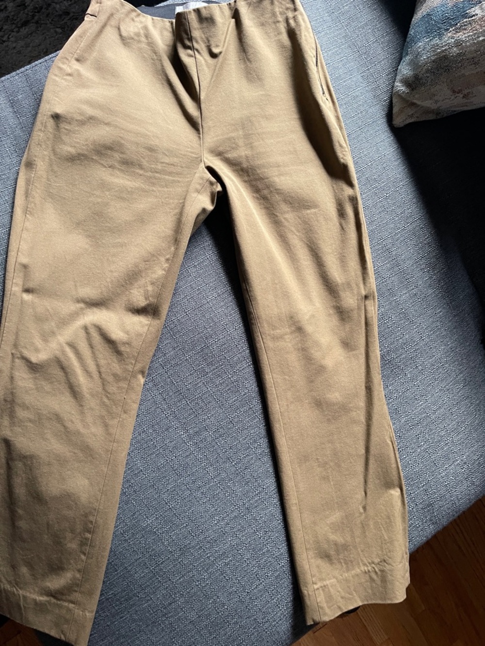 Everlane khaki pants